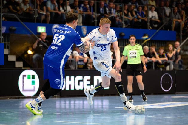 Niels Gerardus Versteijnen TBV Lemgo Lippe, 25 , Justin Kurch ThSV Eisenach, 52 GER, ThSV Eisenach v TBV Lemgo Lippe, 1 Daikin Handballbundesliga, Handball, Matchday 32, Season 2025 2026, 22 05 2026 GER, ThSV Eisenach v TBV Lemgo Lippe, 1 Daikin Handballbundesliga, Handball, Matchday 32, Season 2025 2026, 22 05 2026 Eisenach Copyright: xEibner-Pressefoto MartinxHerbstx EP_MHT