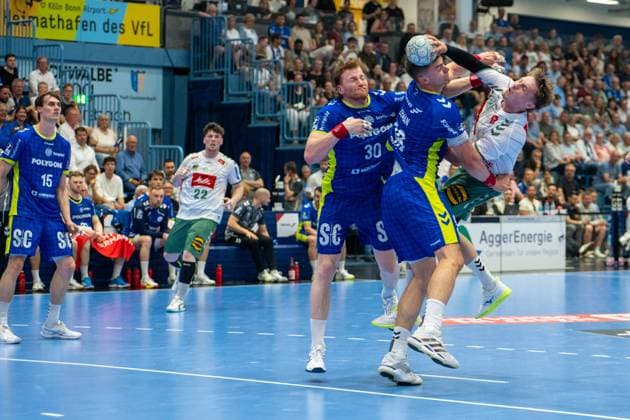 Morten Hempel Jensen, Backcourt, TSV GWD Minden 9 , Tom Kiesler, Backcourt, VfL Gummersbach 30 , Å tÄpan Zeman, Circle Winger, VfL Gummersbach 66 , VfL Gummersbach vs TSV GWD Minden, Daikin Handball Bundesliga, Men , Matchday 30, 23 05 2026 Gummersbach NRW Germany Copyright: xkolbert-press MartinxWdziecznyx