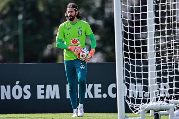 28th May 2026; Teresopolis, Brazil: Goalkeeper, Alisson Becker of Brazil controls the ball during a training session at the Granja Comary training center in Teresopolis, Rio de Janeiro, Brazil, on May 28, 2026, ahead of the FIFA World Cup, WM, Weltmeisterschaft, Fussball 2026 HeulerxAndrey