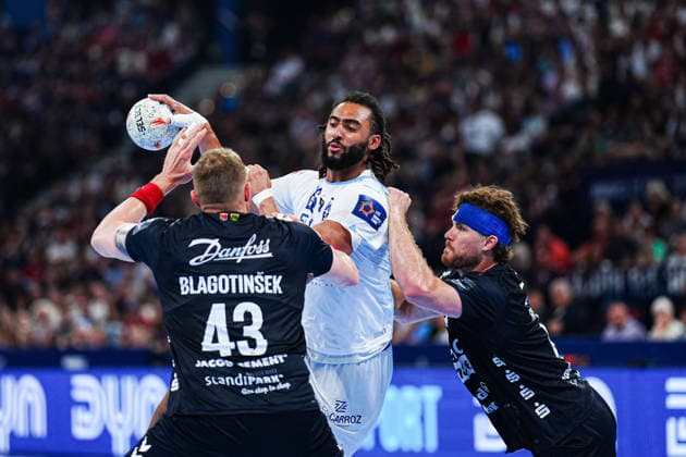 Blaz Blagotinsek SG Flensburg Handewitt, 43 , Bryan Hugo Monte dos Santos Montpellier Handball, 26 , Johannes Golla SG Flensburg Handewitt, 04 GER, Montpellier Handball vs SG Flensburg Handewitt, Handball, EHF European League, Match for 3rd place, 2025 2026 season, 31 05 2026 GER, Montpellier Handball vs SG Flensburg Handewitt, Handball, EHF European League, Match for 3rd place, 2025 2026 season, 31 05 2026 Hamburg Copyright: xEibner-Pressefoto MarcelxvonxFehrnx EP_MFN