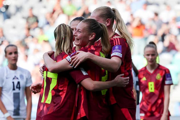 Janina Minge Germany , Sarai Linder Germany and Camilla Kuever Germany cheer, FIFA Women s World Cup 2027 Qualifier, Slovenia v Germany, Stadion Stozice on June 09, 2026 in Ljubljana, Slovenia Photo by Marco Steinbrenner DeFodi Images Janina Minge Germany , Sarai Linder Germany and Camilla Kuever Germany cheer, FIFA Women s World Cup 2027 Qualifier, Slovenia v Germany, Stadion Stozice, June 9, 2026 in Ljubljana, Slovenia Photo by Marco Steinbrenner DeFodi Images