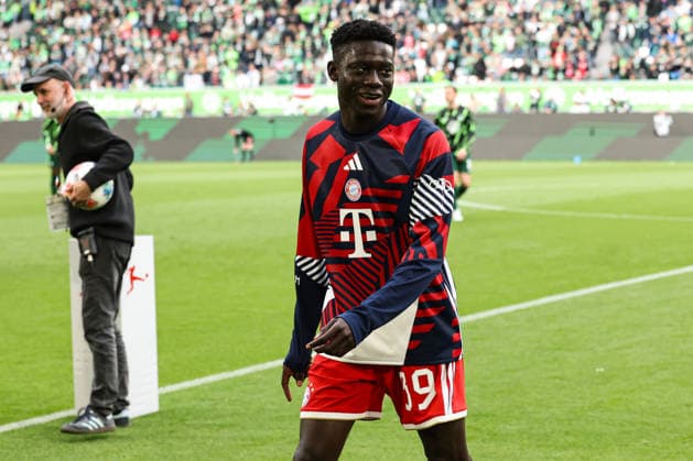 Bara Sapoko Ndiaye, FC Bayern Munich, 39, 1st Bundesliga season 2025–2026, league match between VfL Wolfsburg and FC Bayern Munich at the Volkswagen Arena in Wolfsburg, soccer, Germany, man, men, May 9, 2026,detected_source_language