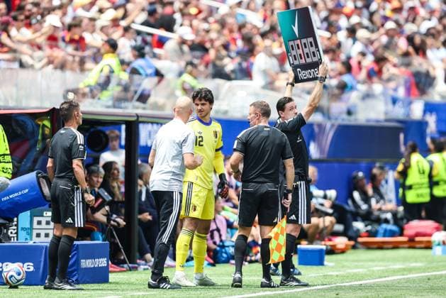 Belgium s goalkeeper Senne Lammens pictured during a soccer game between Spain and Belgian national team, Nationalteam Red Devils, on Friday 10 July 2026 in Los Angeles, USA, in the 1 4 finals of the FIFA World Cup, WM, Weltmeisterschaft, Fussball 2026. BRUNOxFAHY x180904827x