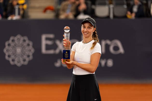 Tamara Korpatsch (GER) holding the trophy, celebrating after the match, GER, Anna Bondar vs. Tamara Korpatsch, Tennis, MSC Hamburg Ladies Open WTA 250, Final, July 26, 2026, GER, Anna Bondar vs. Tamara Korpatsch, tennis, MSC Hamburg Ladies Open WTA 250, final, July 26, 2026, Hamburg Copyright: xEibner-Pressefoto MaxxVincenx EP_MVN
