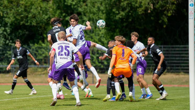 August 1, 2026, BW Schinkel Sports Field, Osnabrück, GER, 2nd and 3rd Divisions, Friendly Match: SV Meppen vs. VfL Osnabrück, Header goal for the 1–0 lead by Ersin Zehir, SV Meppen 6. DFL regulations prohibit any use of photographs as image sequences and or quasi-video. Osnabrück, Lower Saxony, Netherlands, BW Schinkel Sports Field