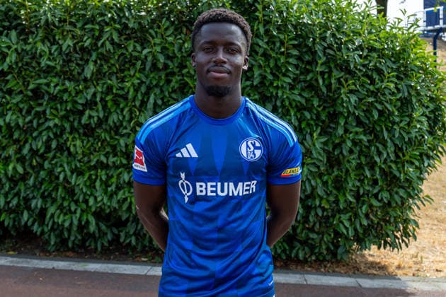 August 3, 2026, Photo shoot for the 2026–2027 season at FC Schalke 04, Bundesliga 1, , Christian Gomis, FC Schalke 04, Gelsenkirchen, Veltins Arena, North Rhine-Westphalia, Germany, xRHR, PHOTO DEx Copyright: DennisxEwert RHR-FOTOx RHR-FOTO DE