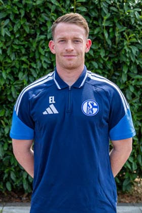 August 3, 2026, Photo shoot for the 2026–2027 season at FC Schalke 04, Bundesliga 1, , Assistant Coach Eddie Lattimore, FC Schalke 04, Gelsenkirchen, Veltins Arena, North Rhine-Westphalia, Germany, xRHR FOTO DEx Copyright: DennisxEwert RHR-FOTOx RHR-FOTO DE