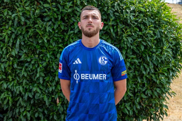 August 3, 2026, Photo shoot for the 2026–2027 season at FC Schalke 04, Bundesliga 1, , Hasan Kurucay, FC Schalke 04, Gelsenkirchen, Veltins Arena, North Rhine-Westphalia, Germany, xRHR, PHOTO DEx Copyright: DennisxEwert RHR-FOTOx RHR-FOTO DE