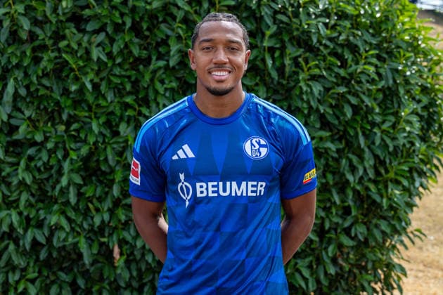 August 3, 2026, Photo shoot for the 2026–2027 season at FC Schalke 04, Bundesliga 1, , Anton Donkor, FC Schalke 04, Gelsenkirchen, Veltins Arena, North Rhine-Westphalia, Germany, xRHR, PHOTO, DEx Copyright: DennisxEwert RHR-FOTOx RHR-FOTO DE