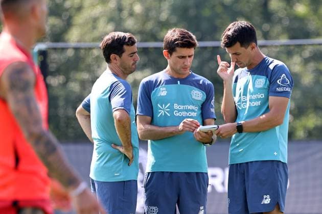 GER, Bayer 04 Leverkusen Training Camp in Blankenhain, August 3, 2026, Blankenhain, GER, 2026–2027 Season, Bundesliga 1, Bayer 04 Leverkusen Training Camp in Pictures: Head Coach Carles Martinez, Assistant Coach Serge Runge, and Assistant Coach Pol Garcia. DFL regulations prohibit any use of photographs as image sequences and or quasi-video.