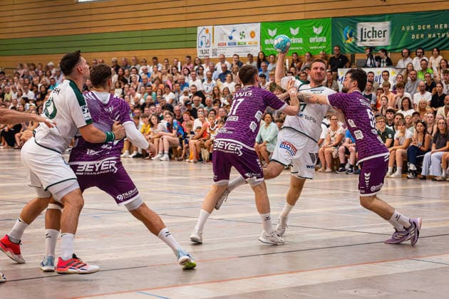 August 4, 2026, xovx, Lindencup Handball, HSG Wetzlar vs. TV Hüttenberg: Josip Simic (HSG Wetzlar), Leif Haack (TV Hüttenberg), David Kuntscher (TV Hüttenberg), Dominik Mappes (HSG Wetzlar), Hendrik Schreiber (TV Hüttenberg); Linden Stadthalle, Hesse, Germany, DE