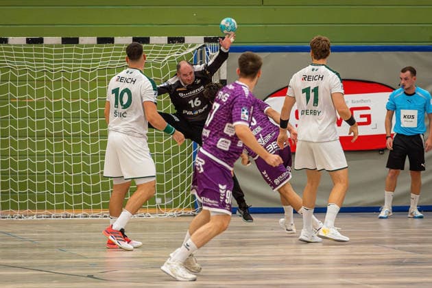 August 4, 2026, xovx, Lindencup Handball, HSG Wetzlar vs. TV Hüttenberg: Josip Simic (HSG Wetzlar), Laszlo Bartucz (HSG Wetzlar), David Kuntscher (TV Hüttenberg), Vit Reichl (TV Hüttenberg), Petter Överby (HSG Wetzlar); Linden Stadthalle, Hesse, Germany, DE
