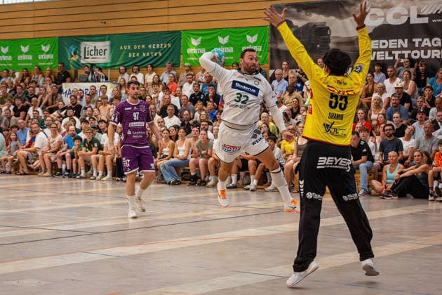 August 4, 2026, xovx, Lindencup Handball, HSG Wetzlar vs. TV Hüttenberg: David Kuntscher (TV Hüttenberg), Nikolaj Laesö (HSG Wetzlar), Yahav Shamir (TV Hüttenberg), Linden Stadthalle, Hesse, Germany, DE