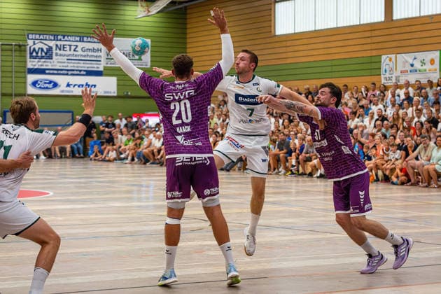 August 4, 2026, xovx, Lindencup Handball, HSG Wetzlar vs. TV Hüttenberg: Petter Överby (HSG Wetzlar), Leif Haack (TV Hüttenberg), Dominik Mappes (HSG Wetzlar), Hendrik Schreiber (TV Hüttenberg); Linden Stadthalle, Hesse, Germany, DE