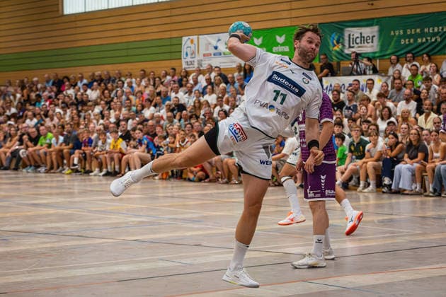 August 4, 2026, xovx, Lindencup Handball Tournament, HSG Wetzlar vs. TV Hüttenberg, Petter Överby (HSG Wetzlar), David Kuntscher (TV Hüttenberg), Linden Stadthalle, Hesse, Germany, DE