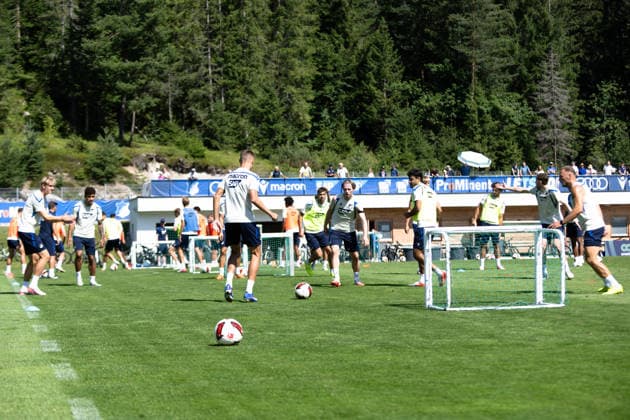 Patrick Wimmer, TSG Hoffenheim, No. 8 in a 3-on-4 drill, center TSG Hoffenheim, soccer, training camp, preseason, 2026–2027 season, GER, August 5, 2026, Eibner Press Photo by Andreas Ulmer, TSG Hoffenheim, soccer, training camp, preseason, 2026–2027 season, GER, August 5, 2026, Copyright: xEibner-Pressefoto AndreasxUlmerx EP_AUR