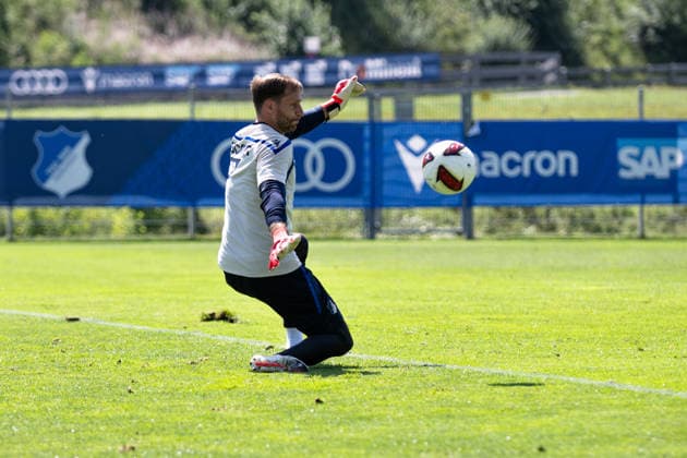 Oliver Baumann, TSG Hoffenheim, 01 takes a shot, TSG Hoffenheim, soccer, training camp, preseason, 2026–2027 season, GER, August 5, 2026, Eibner Press Photo Andreas Ulmer TSG Hoffenheim, soccer, training camp, preseason, 2026–2027 season, GER, August 5, 2026, Copyright: xEibner-Pressefoto AndreasxUlmerx EP_AUR