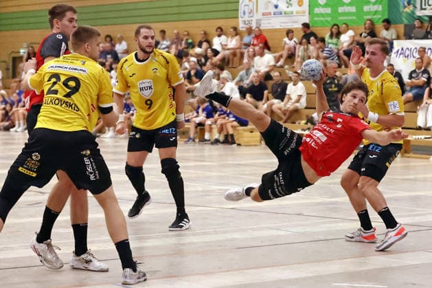 August 5, 2026, xovx, Lindencup Handball, Pfadi Winterthur vs. HSC 2000 Coburg: Ivan Simic (Pfadi Winterthur), Leonards Valkovskis (HSC Coburg), Bartlomiej Bis (HSC Coburg), Tiago Cuencas (Pfadi Winterthur), Jakob Knauer (HSC Coburg), Linden Stadthalle, Hesse, Germany, DE