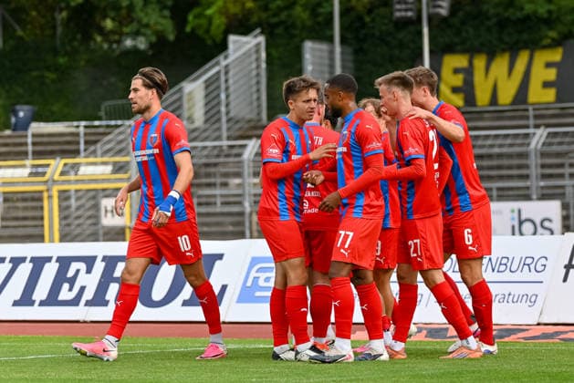 Celebrations at SV Drochtersen Assel: VfB Oldenburg vs. SV Drochtersen Assel, Soccer, Regionalliga Nord, Matchday 2, 2026–2027 Season, August 7, 2026, VfB Oldenburg vs. SV Drochtersen Assel, Soccer, Regionalliga Nord, Matchday 2, 2026–2027 Season, August 7, 2026, Oldenburg Copyright: xEibner-Pressefoto RobertxGertzenx EP_RGN