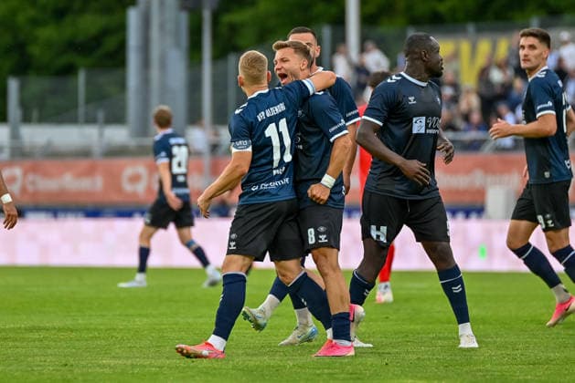 Rafael Brand (VfB Oldenburg, No. 08) and Kai Proeger (VfB Oldenburg, No. 11), VfB Oldenburg vs. SV Drochtersen Assel, Soccer, Regionalliga Nord, Matchday 2, 2026–2027 Season, August 7, 2026, VfB Oldenburg vs. SV Drochtersen Assel, Soccer, Regionalliga Nord, Matchday 2, 2026–2027 Season, August 7, 2026, Oldenburg Copyright: xEibner-Pressefoto RobertxGertzenx EP_RGN