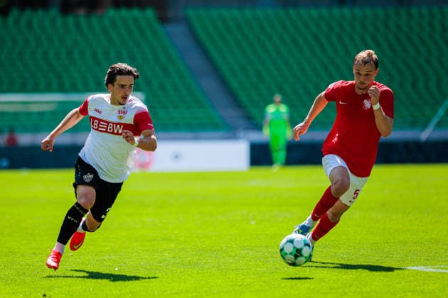 David Preu, VfB Stuttgart II, 37, Niklas Tauer, TSV Havelse 1912, 05, in a tackle with GER, TSV Havelse 1912 vs. VfB Stuttgart II, soccer, 3rd Division, Matchday 1, 2026–2027 season, August 8, 2026. DFL regulations prohibit the use of photographs as image sequences and or quasi-video. GER, TSV Havelse 1912 vs. VfB Stuttgart II, soccer, 3. Liga, Matchday 1, 2026–2027 season, August 8, 2026, Hanover Copyright: xEibner-Pressefoto JanxRollingerx EP_JSK