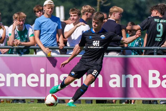 Jano ter Horst, SC Paderborn 07, 21, German Soccer, 2026–27 Season, first friendly match of the day, August 8, 2026, Werder Bremen vs. SC Paderborn 07, Stadion am Oyther Berg, Oythe, Vechta, Lower Saxony Copyright: xLeonxFrickx