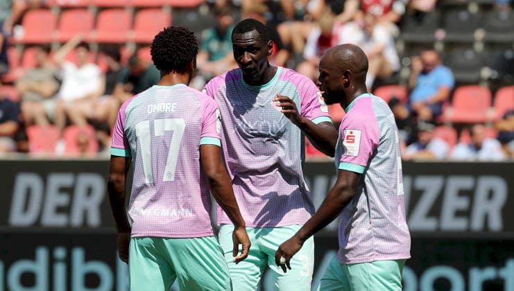 August 7, 2026, 3rd Division, FC Ingolstadt 04 vs. FC Würzburger Kickers; from left: Liam Omore (FC Würzburger Kickers), Tarsis Bonga (FC Würzburger Kickers) gives instructions, gesticulates, waves his arms, David Kinsombi, FC Würzburger Kickers, Ingolstadt, Audi Sportpark, Bavaria, Germany