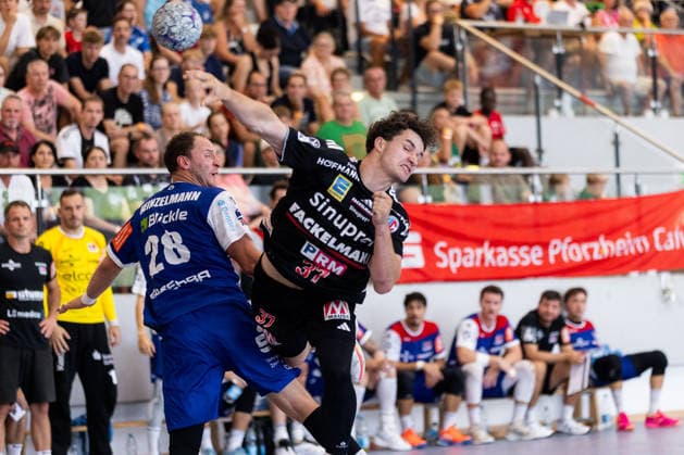 Lucca BIALOWAS, HC Erlangen, 37, scores a goal; play; shot on goal; GER; HBW Balingen Weilstetten vs. HC Erlangen; handball; preseason; tournament; S Cup Altensteig; 3rd-place match; 2026–2027 season, August 9, 2026, GER, HBW Balingen Weilstetten vs. HC Erlangen, handball, preseason, tournament, S Cup Altensteig, 3rd-place match, 2026–2027 season, August 9, 2026, Altensteig Copyright: xEibnerxPressefoto OliverxSchmidtx EP_OST