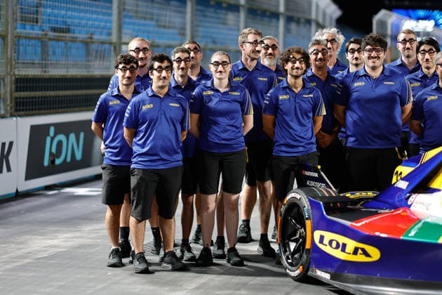 2026 FORMULA E LONDON ePRIX 11 DI GRASSI Lucas (bra), Lola Yamaha ABT Formula E Team, Lola T002, MALONEY Zane (bar), Lola Yamaha ABT Formula E Team, Lola T002, portrait during the London ePrix, 16th and 17th round of the 2025-26 ABB FIA Formula E World Championship, WM, Weltmeisterschaft on the ExCel London Circuit from August 14 to 16, 2026 in London, United Kingdom - LondonUnited Kingdom Copyright: xPauloxMariax