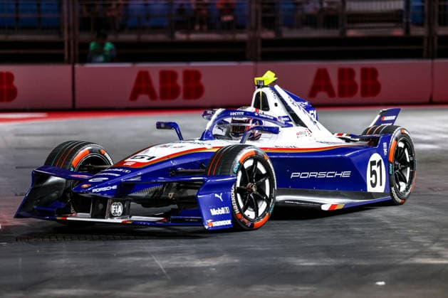 Nico Mueller, Porsche Formula E Team, 51st in Free Practice 1, ABB FIA Formula E World Championship, 2026 London e-Prix, United Kingdom, Season 12 (2025–26), Round 16, July 14, 2026, ABB FIA Formula E World Championship, 2026 London ePrix, United Kingdom, Season 12 (2025–26), Round 16, July 14, 2026, London Copyright: xEibner-Pressefoto LauraxRoemerx EP_LRR