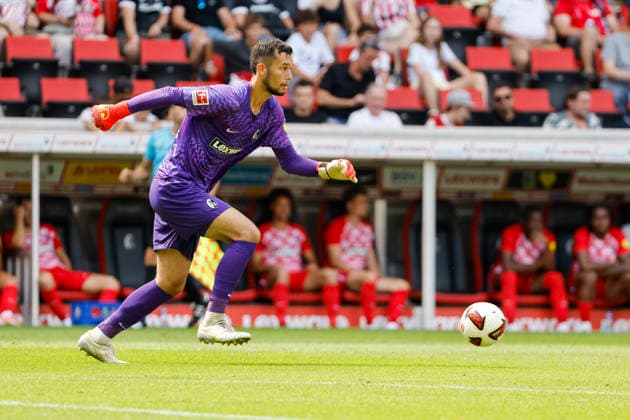 Mio Backhaus, SC Freiburg, 01 on the Ball, Germany, Soccer, Friendly Match, 2026–2027, SC Freiburg vs. Crystal Palace, August 15, 2026, Freiburg im Breisgau, Europa-Park Stadium, Germany Copyright: xGrantxHubbsx