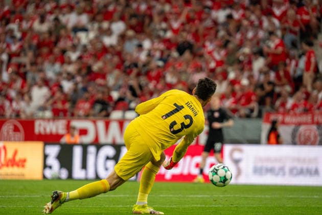 Omer Hanin (TSV Havelse, No. 13) plays the ball, GER Rot Weiss Essen vs. TSV Havelse, soccer, 3. Liga, Matchday 02, 2026–2027 season, August 15, 2026 DFB and DFL regulations prohibit any use of photographs as image sequences and or quasi-video, GER Rot-Weiss Essen vs. TSV Havelse, soccer, 3. Liga, Matchday 02, 2026–2027 season, August 15, 2026, Essen Copyright: xEibner-Pressefoto FabianxFriesex EP_FFE