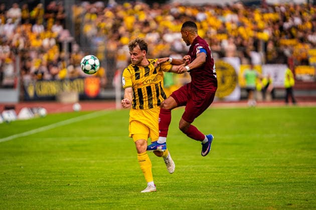 Mika Schroers (Alemannia Aachen), 27, vs. Robin Afamefuna (SC Fortuna Cologne), 22; SC Fortuna Cologne vs. Alemannia Aachen, soccer, 3rd Division, Matchday 2, 2026–2027 season, August 15, 2026 DFB regulations prohibit any use of photographs as image sequences and or quasi-video SC Fortuna Cologne vs. Alemannia Aachen, soccer, 3rd Division, Matchday 2, 2026–2027 Season, August 15, 2026, Cologne Copyright: xEibner-Pressefoto J.xDerondeaux EP_JDU