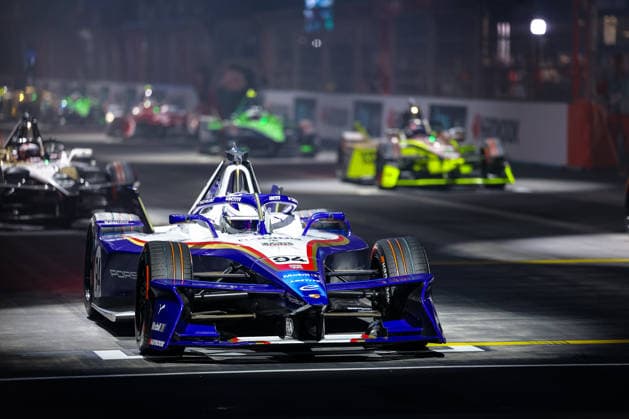 Pascal Wehrlein, Porsche Formula E Team, No. 94 on pole, starting grid, ABB FIA Formula E World Championship, 2026 London e-Prix, United Kingdom, Season 12 (2025–26), Round 16, July 15, 2026, ABB FIA Formula E World Championship, 2026 London ePrix, United Kingdom, Season 12 (2025–26), Round 16, July 15, 2026, London Copyright: xEibner-Pressefoto LauraxRoemerx EP_LRR