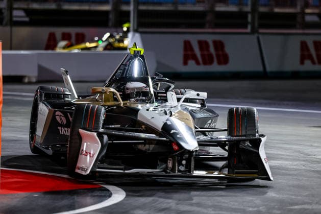 Antonio Felix da Costa, Jaguar TCS Racing, 13th in Free Practice 3, ABB FIA Formula E World Championship, 2026 London e-Prix, United Kingdom, Season 12 (2025–26), Round 17, July 16, 2026, ABB FIA Formula E World Championship, 2026 London e-Prix, United Kingdom, Season 12 (2025–26), Round 17, July 16, 2026, London Copyright: xEibner-Pressefoto LauraxRoemerx EP_LRR