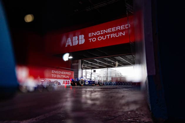 2026 FORMULA E LONDON ePRIX 94 WEHRLEIN Pascal (ger), Porsche Formula E Team, Porsche 99X Electric, action 51 MULLER Nico (swi), Porsche Formula E Team, Porsche 99X Electric, action during the London ePrix, 16th and 17th round of the 2025-26 ABB FIA Formula E World Championship, WM, Weltmeisterschaft on the ExCel London Circuit from August 14 to 16, 2026 in London, United Kingdom - Copyright: xGERMAINxHAZARDx