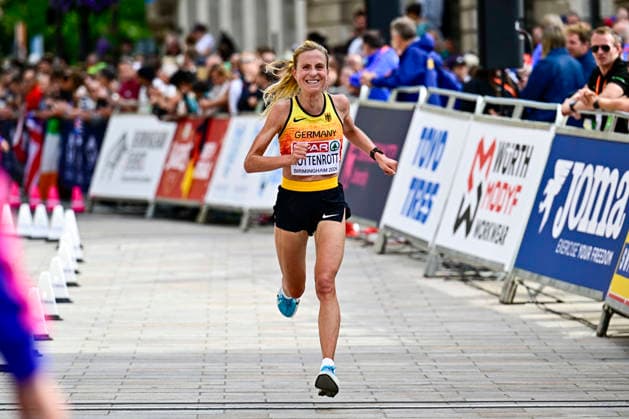 Laura HOTTENROTT, Germany, Düsseldorf Athletics, Women s Marathon, GBR, European Athletics Championships, Athletics, August 16, 2026, GBR, European Athletics Championships, Athletics, August 16, 2026, Birmingham Copyright: xEibnerxPressefoto JanxPapenfussx EP_JPS