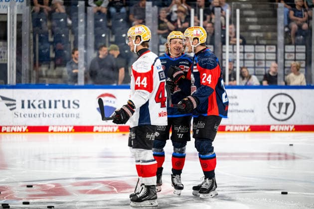 August 16, 2026, 2026–2027 Ice Hockey Season, Penny DEL, Nuremberg Ice Tigers Public Practice, Icetigers ThHa xthxhax, Josef Eham 44, Nuremberg Ice Tigers, NIT, Owen Headrick 47, Nuremberg Ice Tigers, NIT Marcus Weber 24, Nuremberg Ice Tigers, NIT