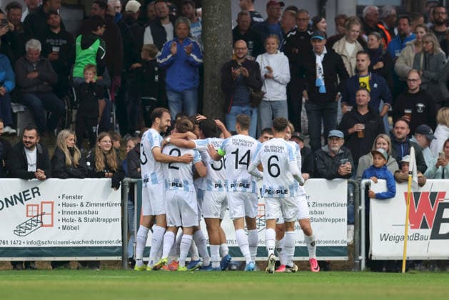 August 18, 2026, Men s, Soccer, 2026–2027 Season, Bavarian Regional League, Matchday 5: TSV Aubstadt vs. TSV 1860 Munich. TSV 1860 Munich celebrates the 0–1 goal scored by Emre Erdogan in the 19th minute, TSV 1860 Munich, Sulzfeld, Schulstadion Aubstadt, NGN Arena, Bavaria, Germany