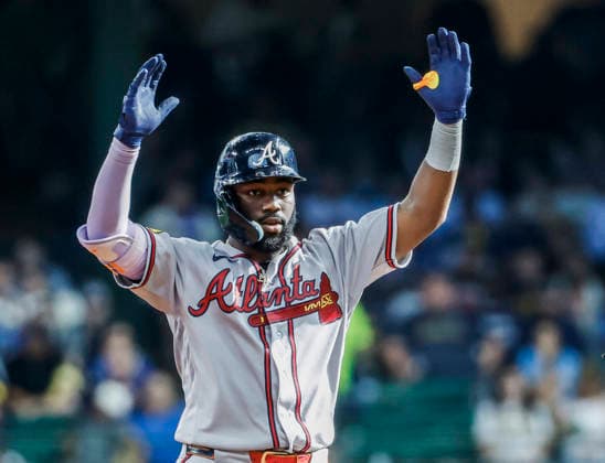 Atlanta Braves center fielder Michael Harris II reacts after hitting a double in the sixth inning of the MLB, Baseball Herren, USA game between the Atlanta Braves and the Milwaukee Brewers at American Family Field in Milwaukee, Wisconsin on Friday, August 21, 2026. MIL20260821820 TANNENxMAURY