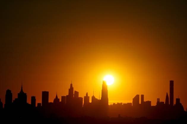 The Manhattan skyline at sunset on the 25th anniversary of the 9 11 terror attacks 2026 US Open, Day Thirteen, USTA Billie Jean King National Tennis Center, New York, USA - 11 Sep 2026New York USTA Billie Jean King National T New York (NY) United States of America EDITORIAL USE ONLY No use with unauthorised audio, video, data, fixture lists, club league logos or live services. Online in-match use limited to 120 images, no video emulation. No use in betting, games or single club league player publications. Copyright: xJavierxGarcia Shutterstockx 17140162cu