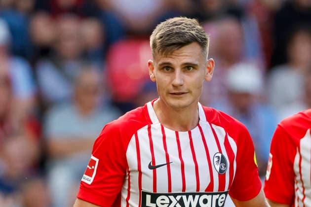 Yannik Engelhardt, SC Freiburg, 16, Germany, soccer, Bundesliga 1, Matchday 3, 2026–2027, SC Freiburg vs. Borussia Mönchengladbach, September 12, 2026, Freiburg im Breisgau, Europa-Park Stadium, Germany Copyright: xGrantxHubbsx