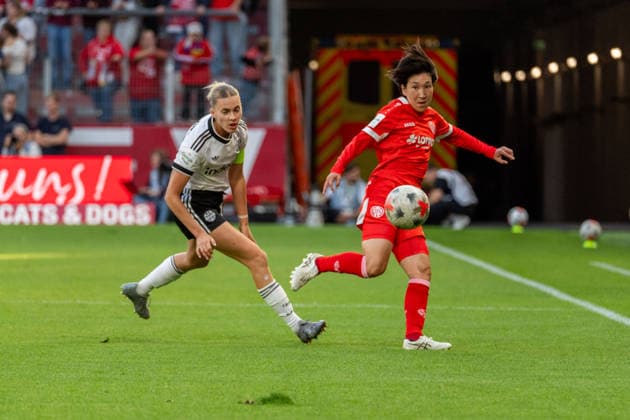 Game action, tackle, from left: Laura Freigang (Eintracht Frankfurt), 10, Yurina Imai 1, FSV Mainz 05, 14, GER, FSV Mainz 05 vs. Eintracht Frankfurt, soccer, Google Pixel Women’s Bundesliga, Matchday 5, 2026–2027 season, September 18, 2026, DFB regulations prohibit any use of photographs as image sequences and or quasi-video, GER, 1 FSV Mainz 05 vs. Eintracht Frankfurt, Soccer, Google Pixel Women’s Bundesliga, Matchday 5, 2026–2027 Season, September 18, 2026, Mainz Copyright: xEibner-Pressefoto J-NxGroemlingx EP_JGG