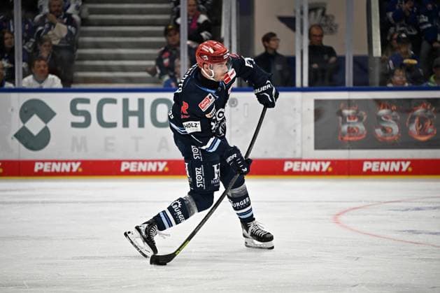 Bode Wilde Schwenninger Wild Wings 4 Schwenninger Wild Wings vs. Loewen Frankfurt, DEL, Regular Season, Game 1, 2026–2027 Season, September 18, 2026: Schwenninger Wild Wings vs. Loewen Frankfurt, DEL, Regular Season, Game 1, 2026–2027 Season, September 18, 2026, Schwenningen Copyright: xEibner-Pressefoto SvenxLaeglerx EP_SVL