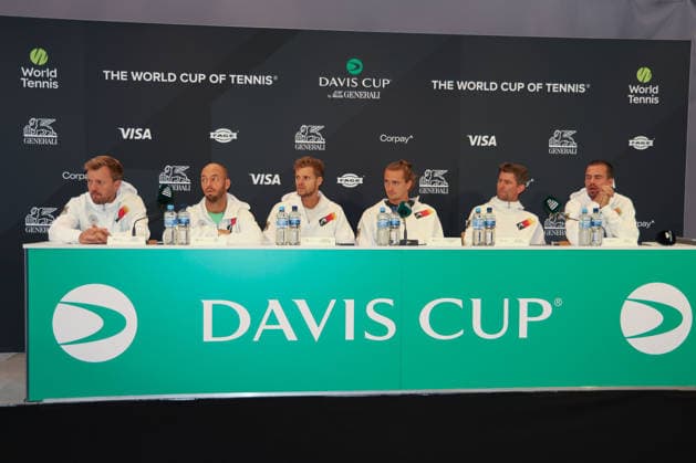 Davis Cup Draw Ceremony: Germany vs. Croatia, Team Germany, from left to right: Kevin Krawietz, Tim Puetz, Yannik Hanfmann, Alexander Zverev, Captain Michael Kohlmann, Daniel Altmaier, Heristo Arena, Halle Westf, Germany Copyright: xJuergenxHasenkopfx
