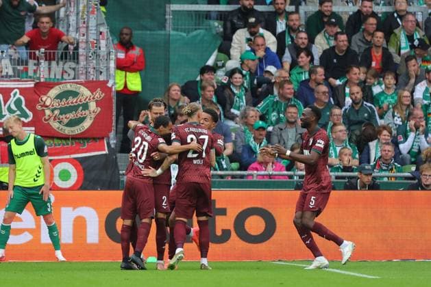 September 26, 2019, Germany, Soccer, Men s 1st Bundesliga, Matchday 4, 2026–2027 Season, SV Werder Bremen vs. FC Augsburg: Goal celebration, cheering, goal scorer(s) Calvin Brackelmann; FC Augsburg 02 celebrates the goal making the score 0–2 at the Weserstadion in Bremen, Germany Copyright: xnordphotoxGmbHx xTauchnitzx
