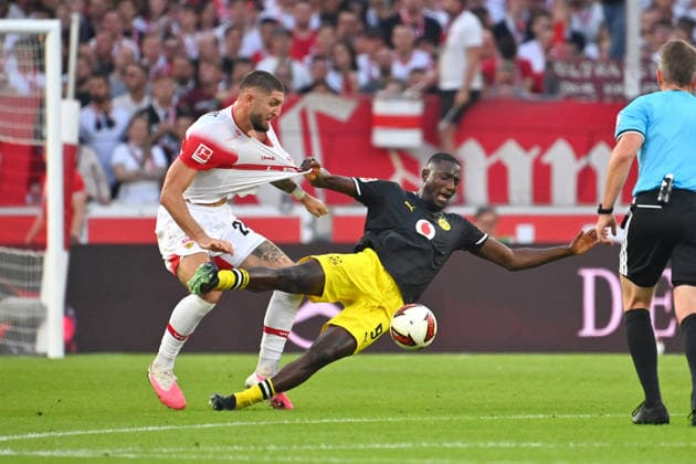 Jeff CHABOT, VfB Stuttgart, Action, Tackle against Serhou GUIRASSY, DO Soccer, Bundesliga, 2026–2027 Season, Matchday 4, VfB Stuttgart vs. Borussia Dortmund on September 19, 2026, MHP ARENA