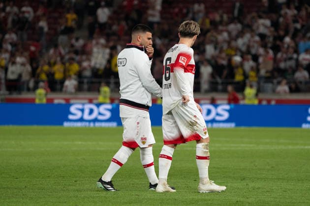 Deniz Undav, VfB Stuttgart, 26, Angelo Stiller, VfB Stuttgart, 06, disappointed, disappointment, frustrated, frustration, annoyed after the loss, GER, VfB Stuttgart vs. Borussia Dortmund, soccer, Bundesliga 1, Matchday 4, 2026–2027 season, September 19, 2026, DFL regulations prohibit any use of photographs as image sequences and or quasi-video, GER, VfB Stuttgart vs. Borussia Dortmund, soccer, Bundesliga 1, Matchday 4, 2026–2027 season, September 19, 2026, Stuttgart Copyright: xEibner-Pressefoto EdwardxCheungx EP_ECG