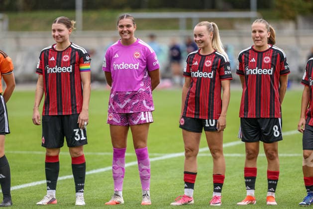 GER, Frankfurt, Eintracht Frankfurt II vs. Hertha BSC Berlin, Women s Bundesliga 2, Soccer, DFB, 2026–2027 Season, Stadion am Brentanobad, Matchday 7 in Pictures: Sophia Winkler, Eintracht Frankfurt, celebrates her comeback after more than a year out with an injury. DFB and DFL regulations prohibit any use of photographs as image sequences and or quasi-video. September 20, 2026 Copyright: HMBxMedia HendrikxHamelau