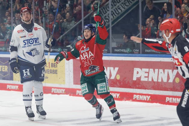 Moritz Elias, 46, Augsburg Panthers, scored the 1-0 goal in the game between the Augsburg Panthers and the Schwenninger Wild Wings, ice hockey, men s, DEL, 2026–2027, Matchday 2 on September 20, 2026, in Augsburg, Curt Frenzel Stadium, Bavaria, Germany